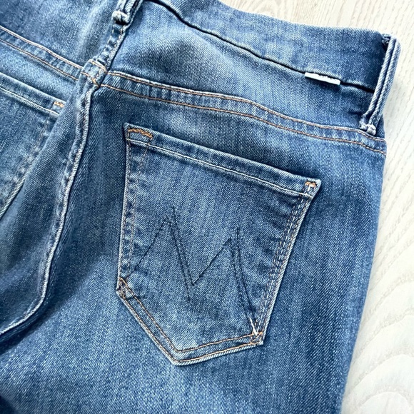 MOTHER High Waisted Looker Ankle Jeans - Picture 3 of 7